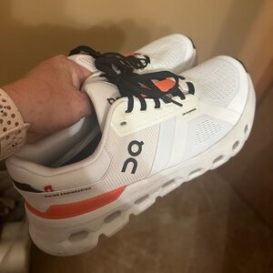 On “Cloudrunner 2” Shoes